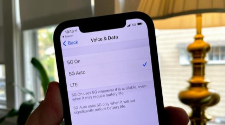 阜龙乡苹果手机维修分享iPhone 12如何打开或关闭5G网络 